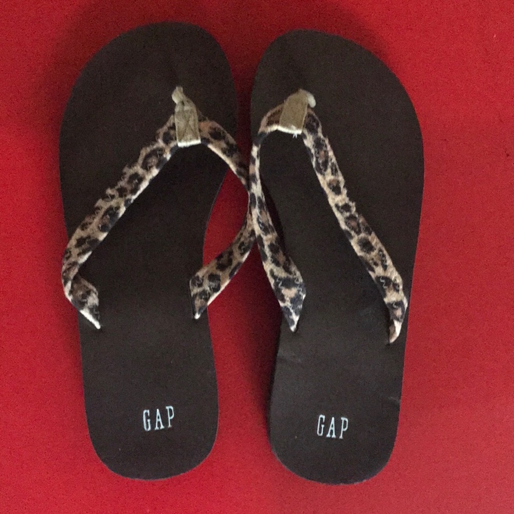 New leopard slip on sandals